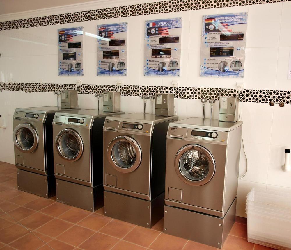 Hotel Apartamentos Bajondillo Торремолінос Екстер'єр фото Miele washing machines