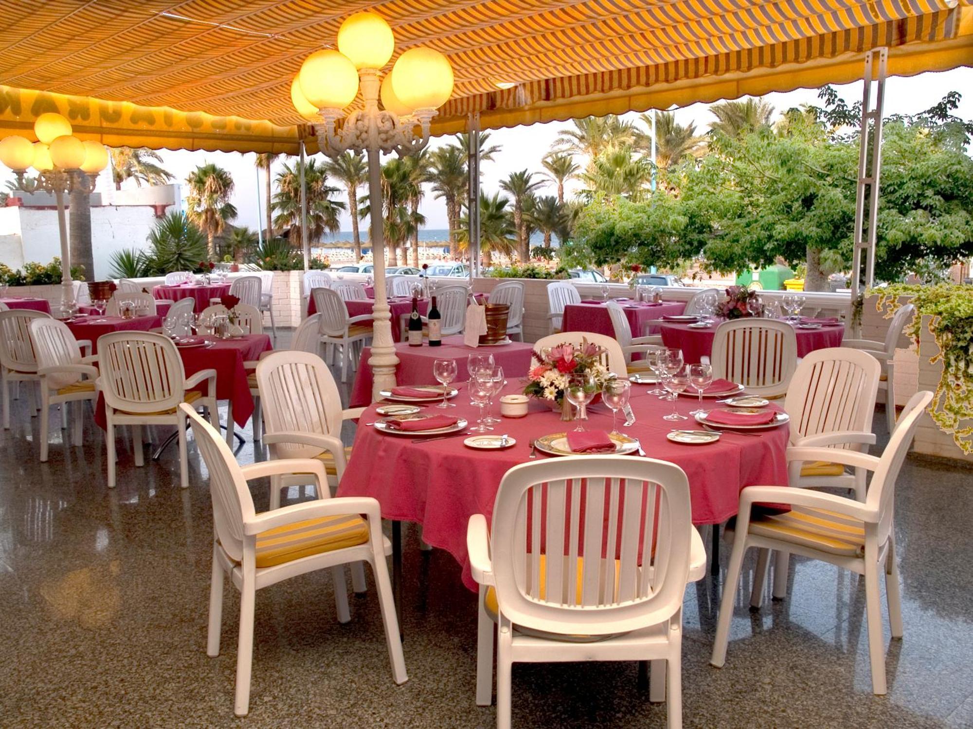 Hotel Apartamentos Bajondillo Торремолінос Ресторан фото Restaurant