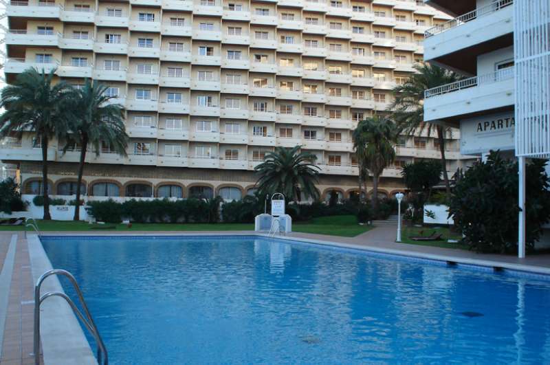 Hotel Apartamentos Bajondillo Торремолінос Екстер'єр фото A hotel in Palma de Mallorca