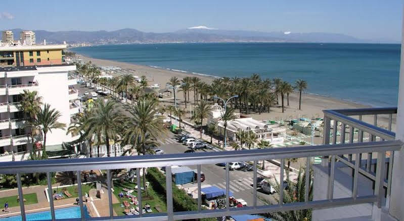 Hotel Apartamentos Bajondillo Торремолінос Екстер'єр фото The beach at Torrevieji